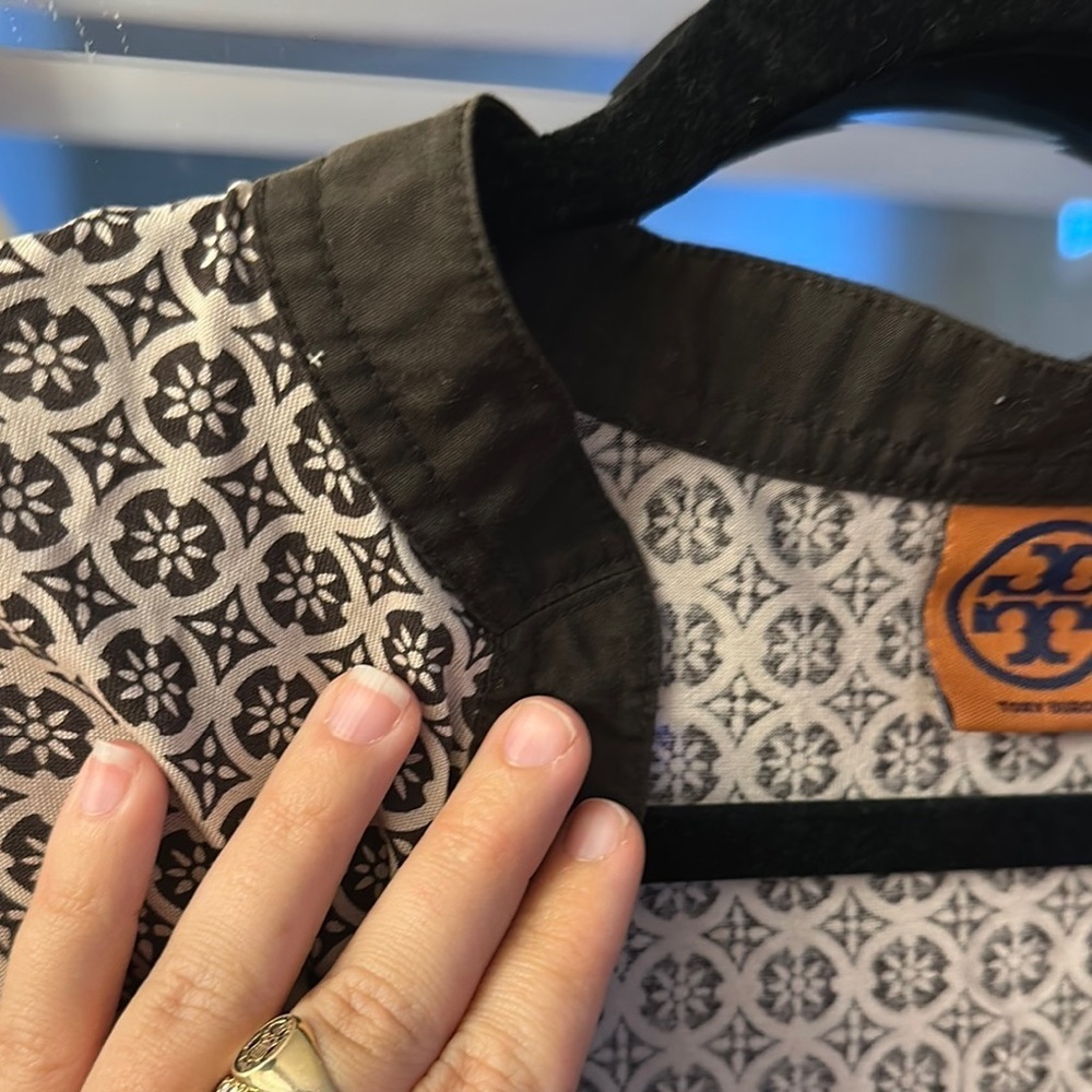 Vintage Tory Burch silk long sleeve - Picture 4 of 10
